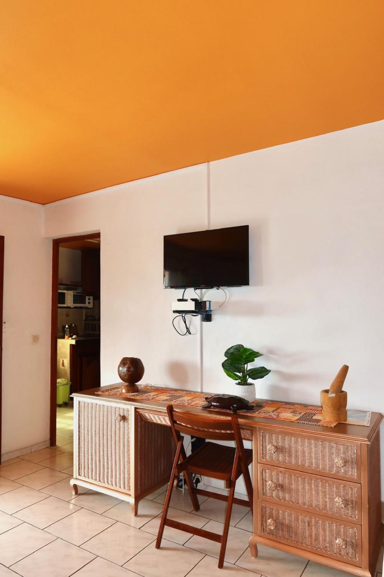 Logement Entier Au Soleil Couchant 德赛 外观 照片